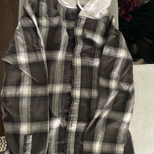 Oakley flannel, button down hoodie, worn once, great condition!